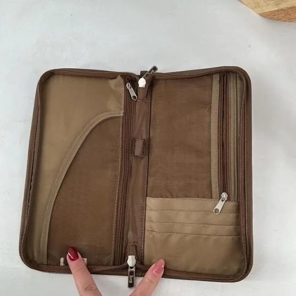 Lug Tango Travel Wallet passport holder sleeve vacation luggage brown - Picture 5 of 16